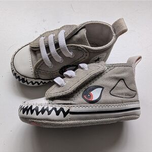 Baby shark converse infant size 2